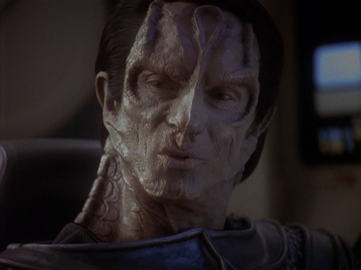 extant_StarTrek_DS9_4x05-Indiscretion_0917.jpg