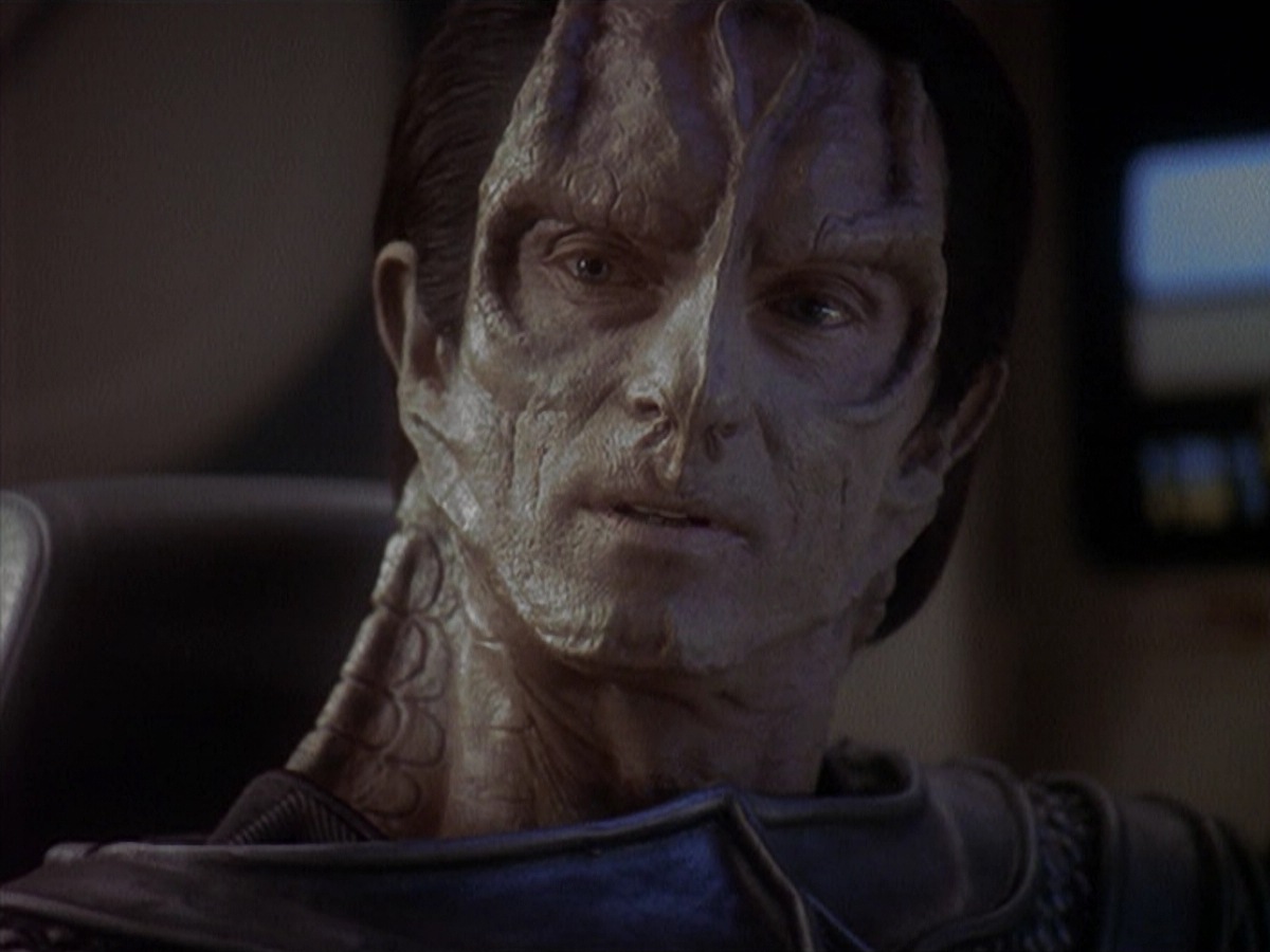 extant_StarTrek_DS9_4x05-Indiscretion_0932.jpg