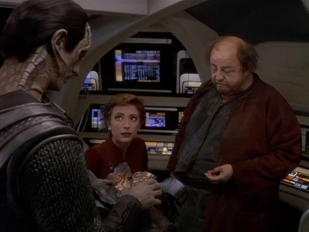 extant_StarTrek_DS9_4x05-Indiscretion_1403.jpg