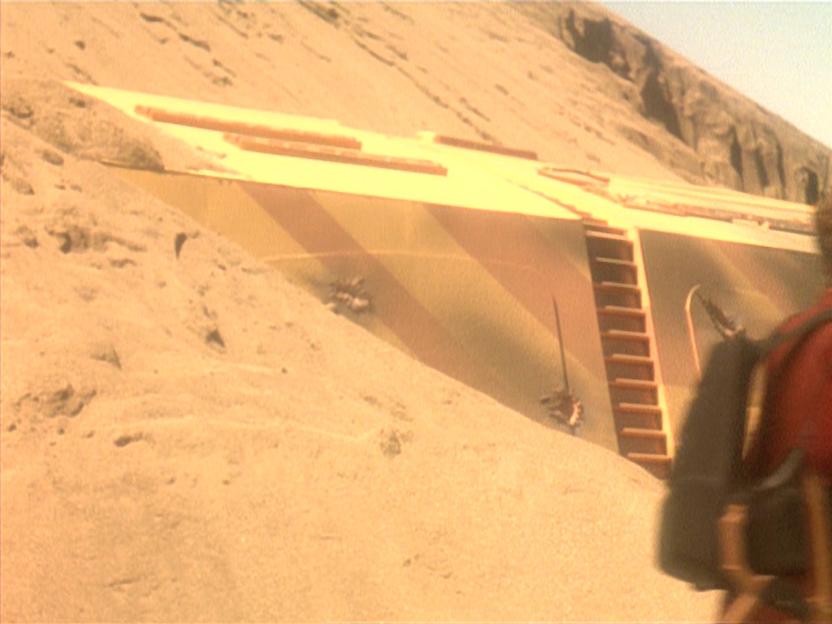 extant_StarTrek_DS9_4x05-Indiscretion_2171.jpg