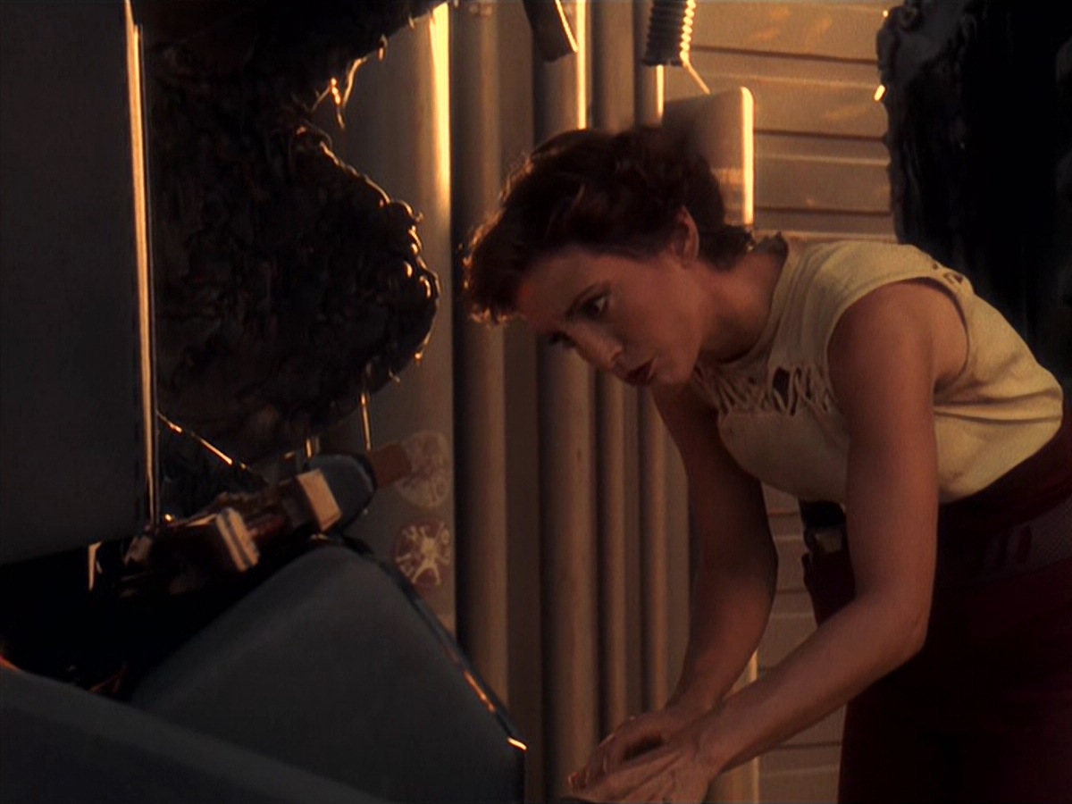 extant_StarTrek_DS9_4x05-Indiscretion_2183.jpg