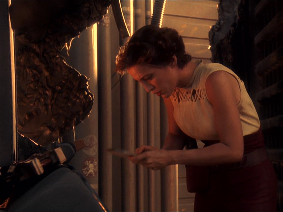 extant_StarTrek_DS9_4x05-Indiscretion_2195.jpg