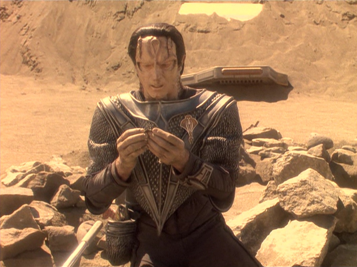 extant_StarTrek_DS9_4x05-Indiscretion_2230.jpg