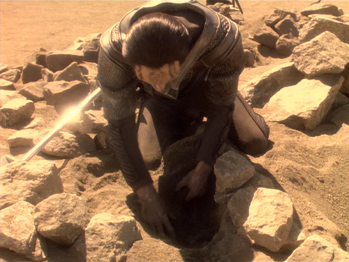 extant_StarTrek_DS9_4x05-Indiscretion_2236.jpg