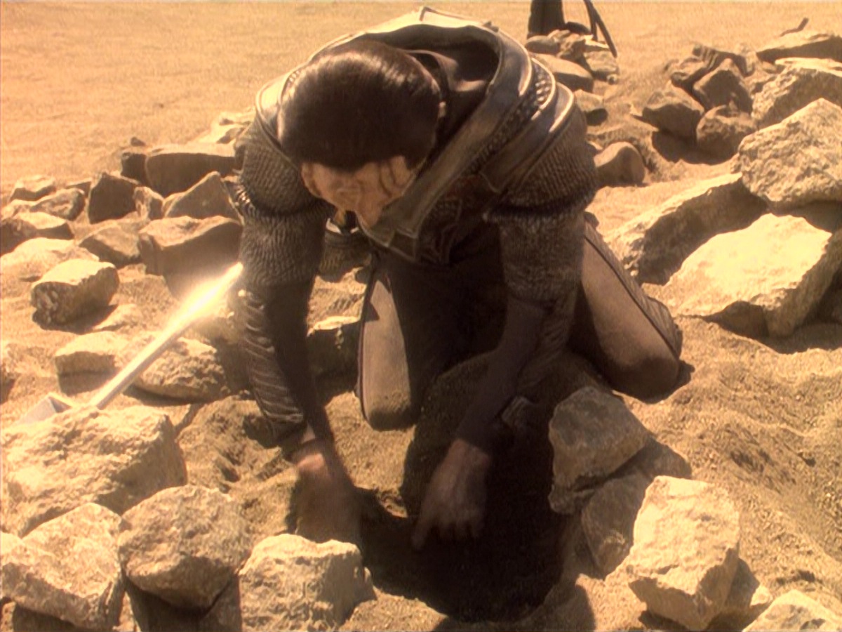 extant_StarTrek_DS9_4x05-Indiscretion_2238.jpg