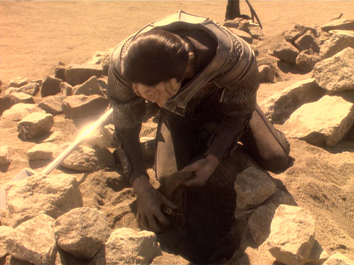 extant_StarTrek_DS9_4x05-Indiscretion_2240.jpg