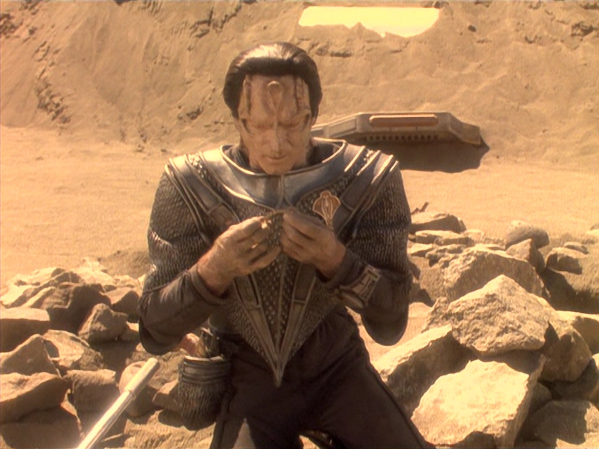 extant_StarTrek_DS9_4x05-Indiscretion_2246.jpg