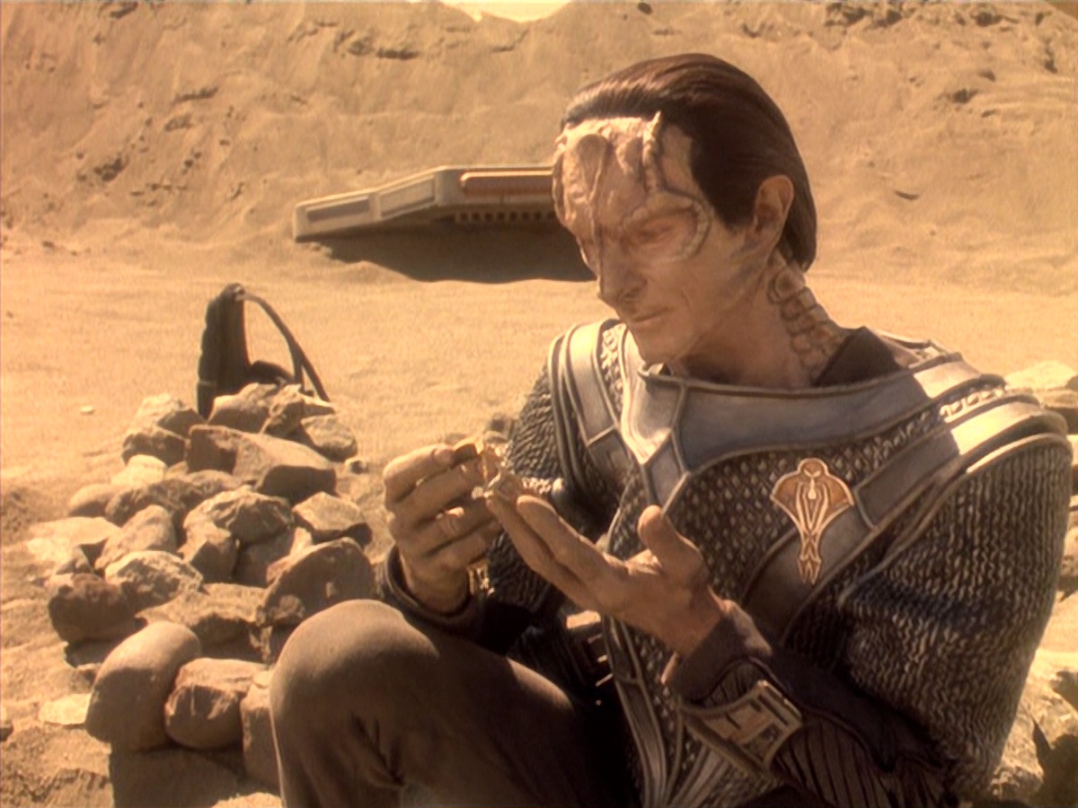 extant_StarTrek_DS9_4x05-Indiscretion_2255.jpg