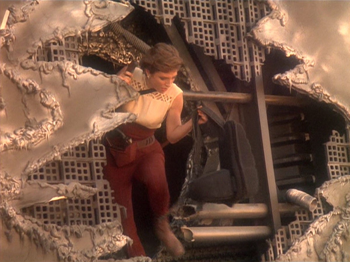 extant_StarTrek_DS9_4x05-Indiscretion_2266.jpg