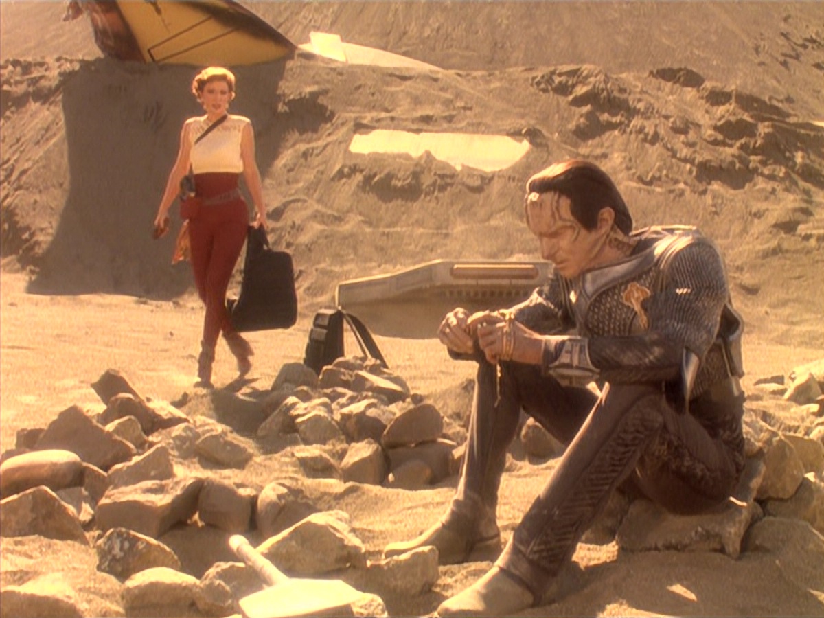 extant_StarTrek_DS9_4x05-Indiscretion_2288.jpg
