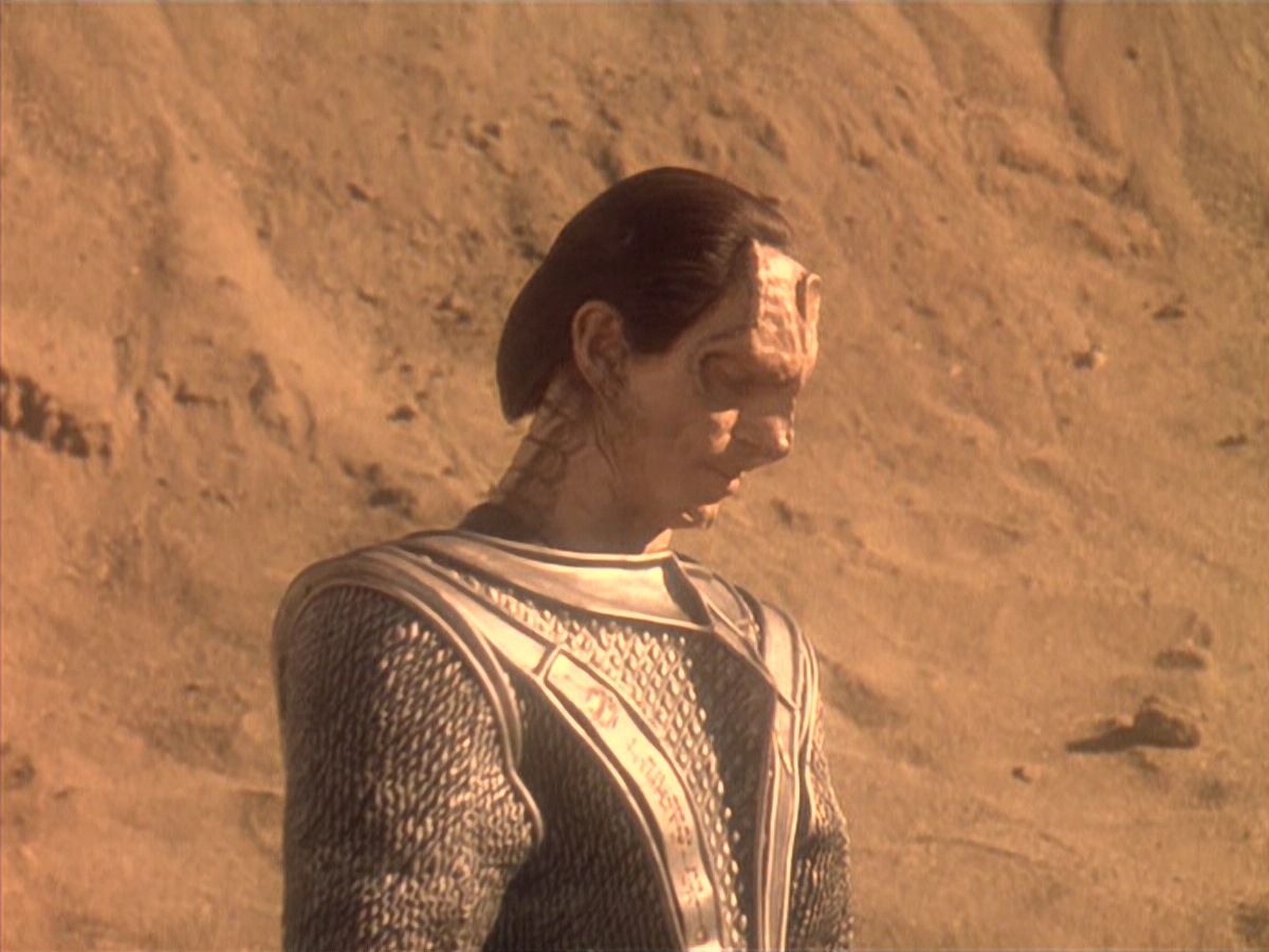 extant_StarTrek_DS9_4x05-Indiscretion_2335.jpg
