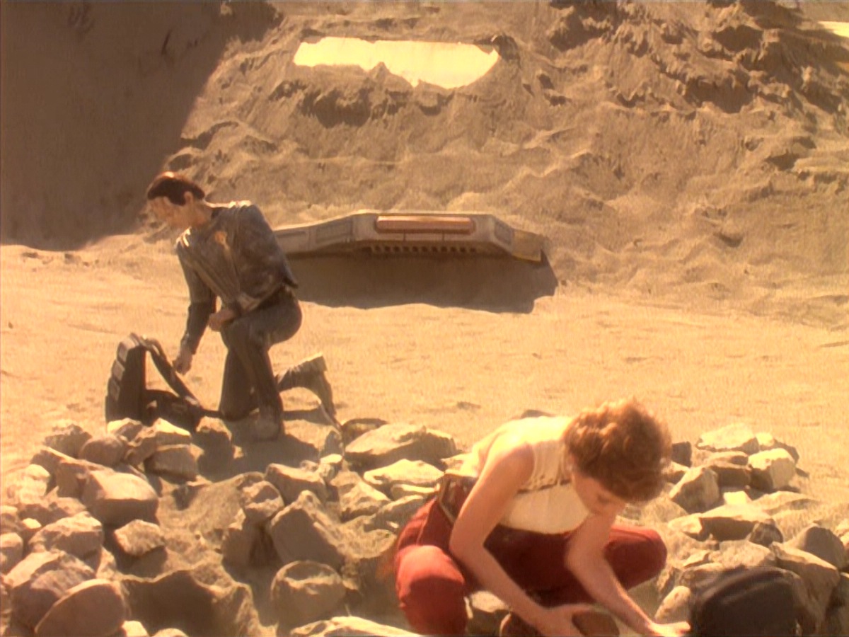 extant_StarTrek_DS9_4x05-Indiscretion_2432.jpg