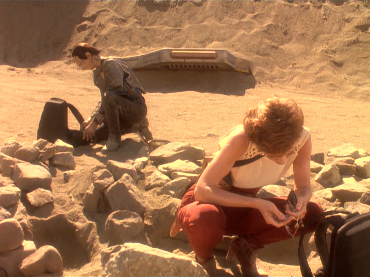 extant_StarTrek_DS9_4x05-Indiscretion_2443.jpg