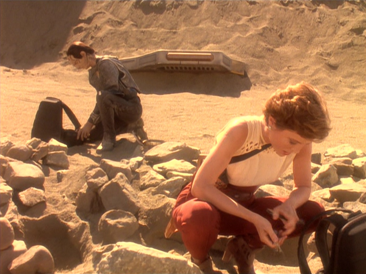 extant_StarTrek_DS9_4x05-Indiscretion_2444.jpg