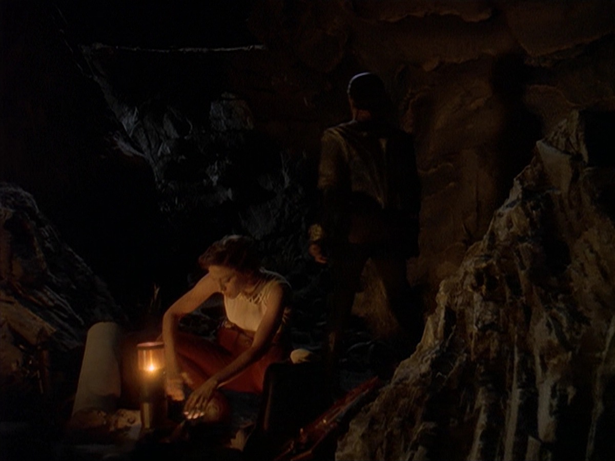 extant_StarTrek_DS9_4x05-Indiscretion_2573.jpg