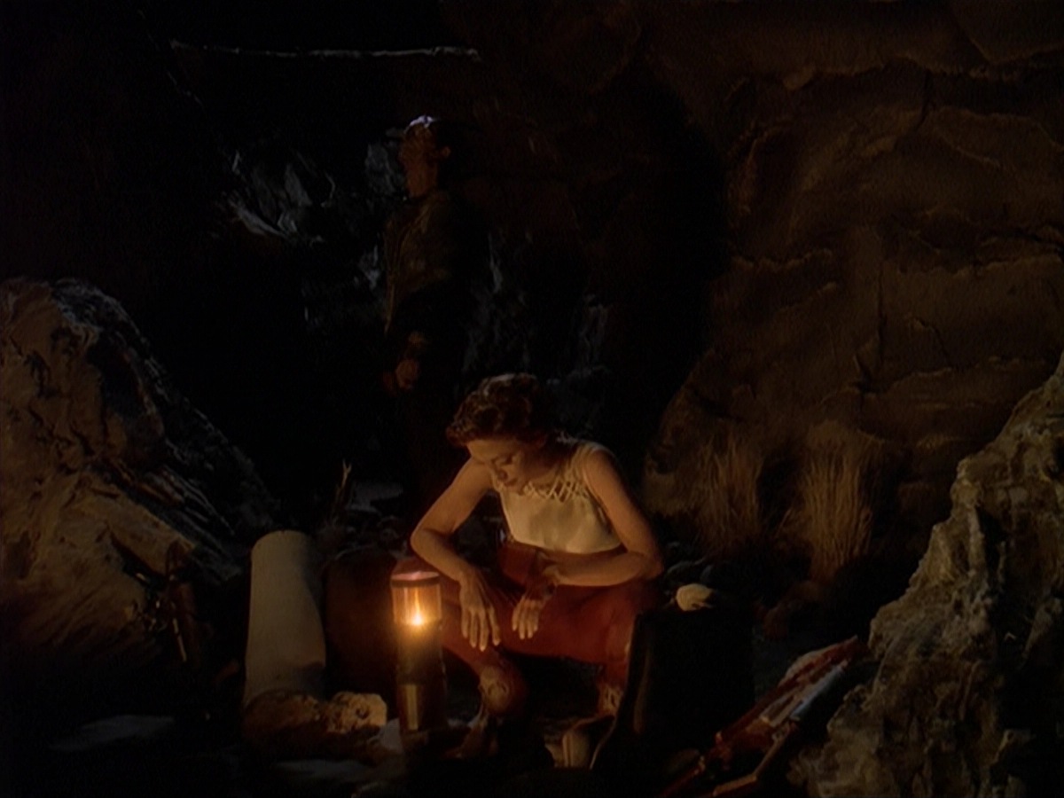 extant_StarTrek_DS9_4x05-Indiscretion_2577.jpg