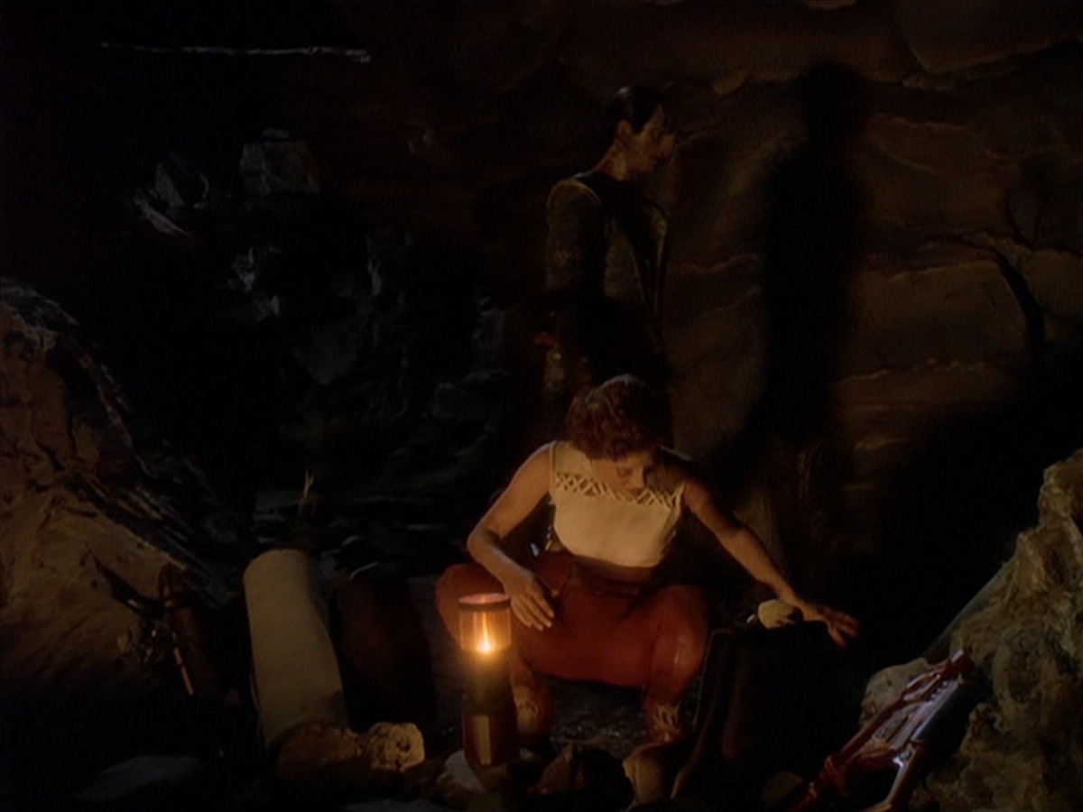 extant_StarTrek_DS9_4x05-Indiscretion_2583.jpg