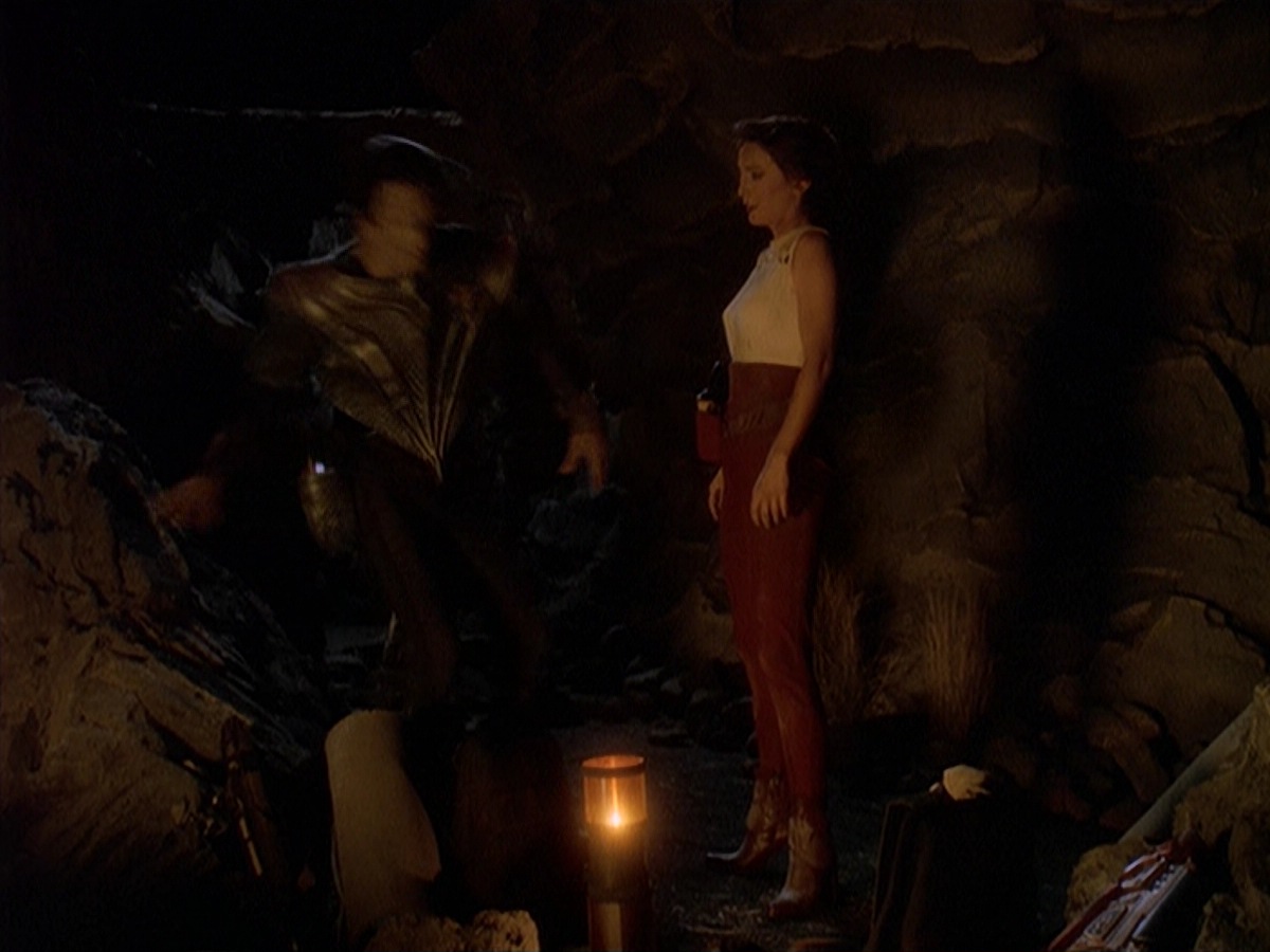 extant_StarTrek_DS9_4x05-Indiscretion_2609.jpg