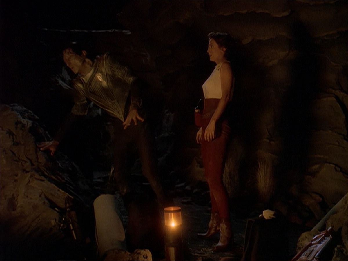 extant_StarTrek_DS9_4x05-Indiscretion_2610.jpg