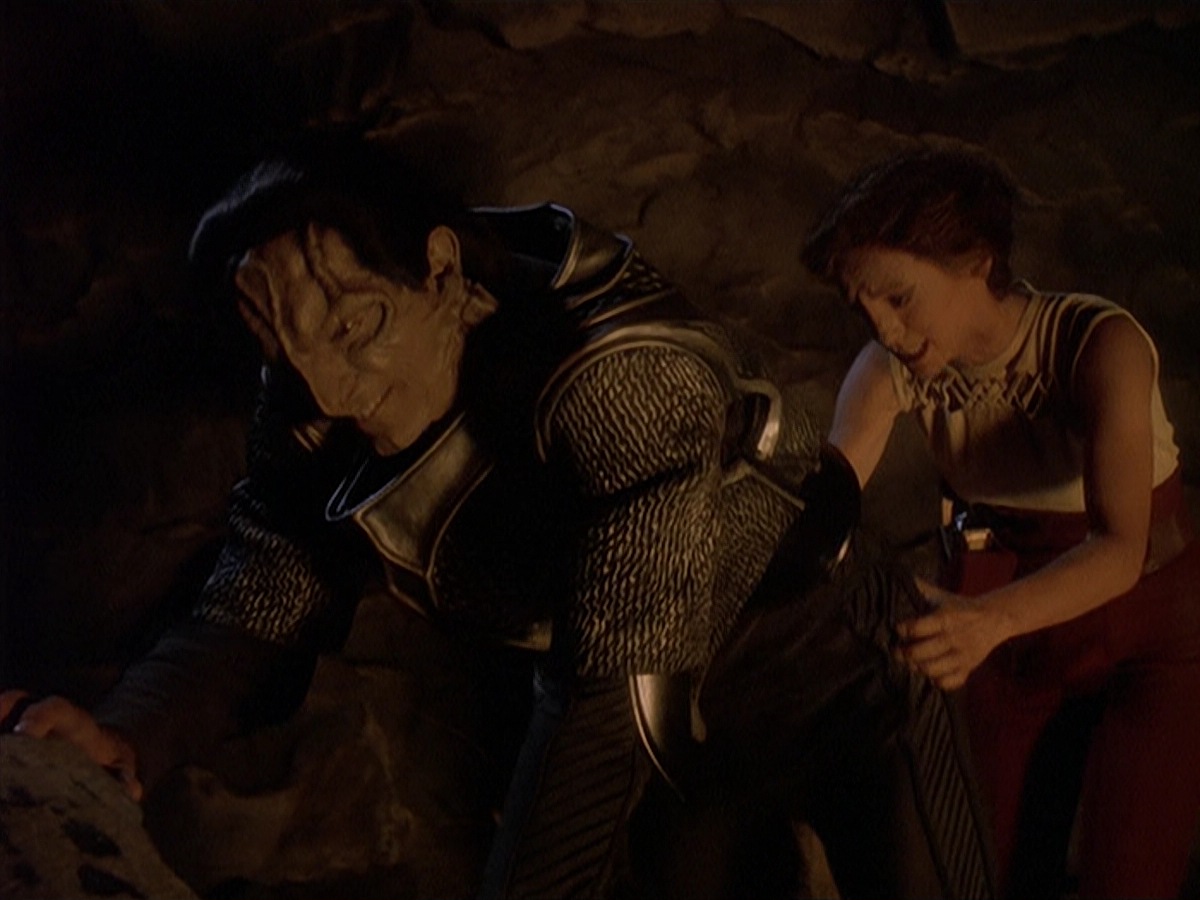 extant_StarTrek_DS9_4x05-Indiscretion_2616.jpg