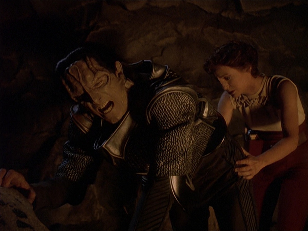 extant_StarTrek_DS9_4x05-Indiscretion_2622.jpg