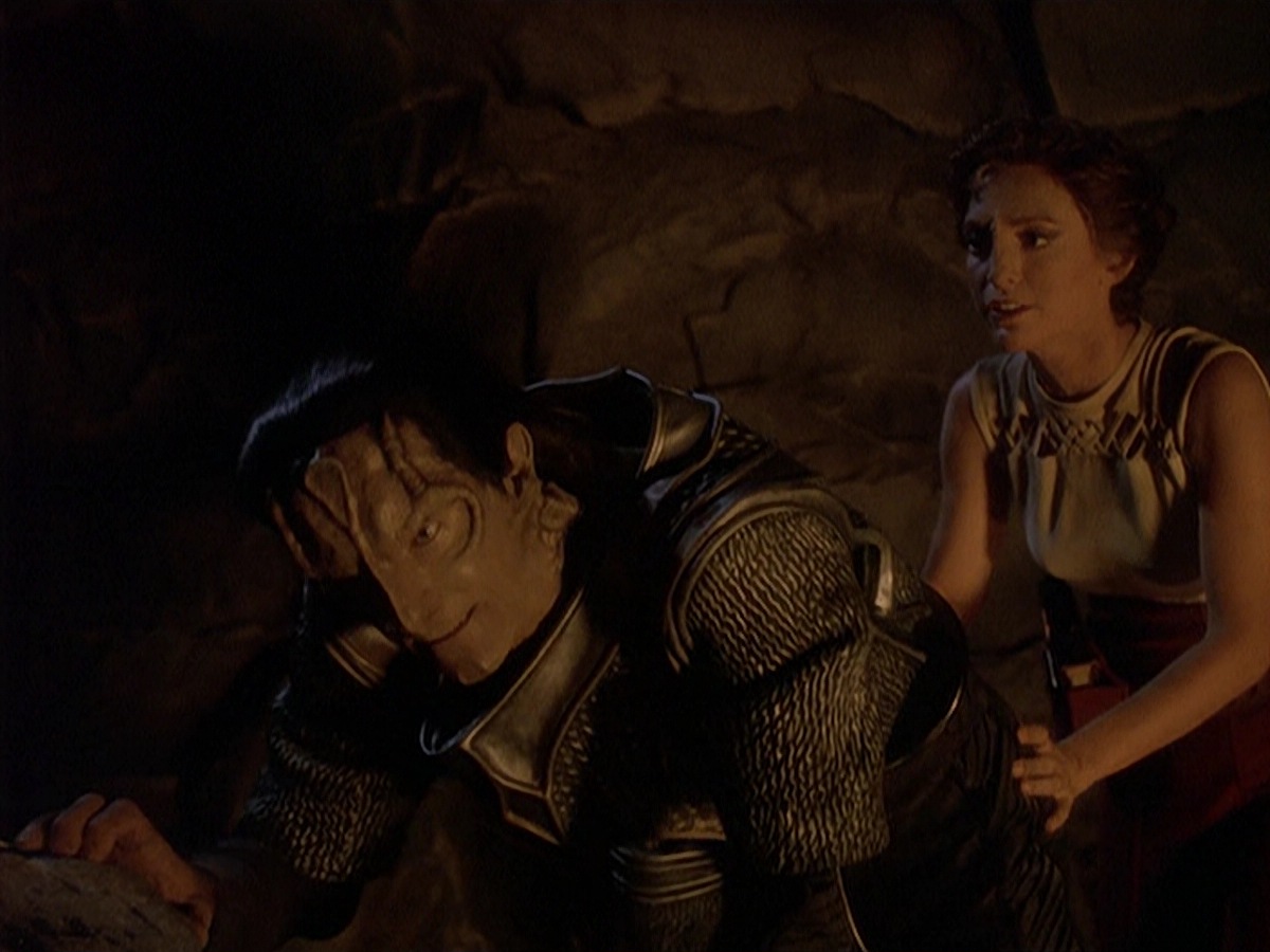 extant_StarTrek_DS9_4x05-Indiscretion_2634.jpg