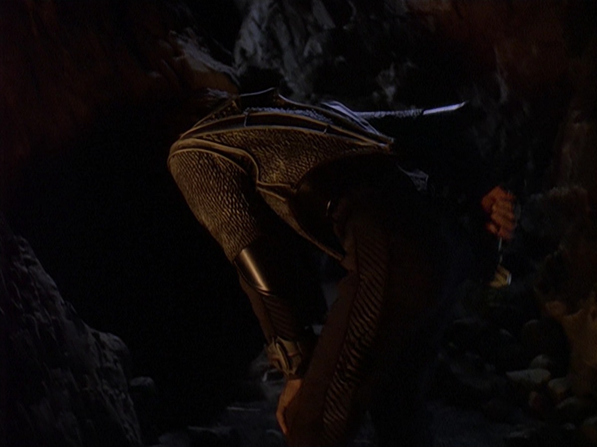 extant_StarTrek_DS9_4x05-Indiscretion_2669.jpg