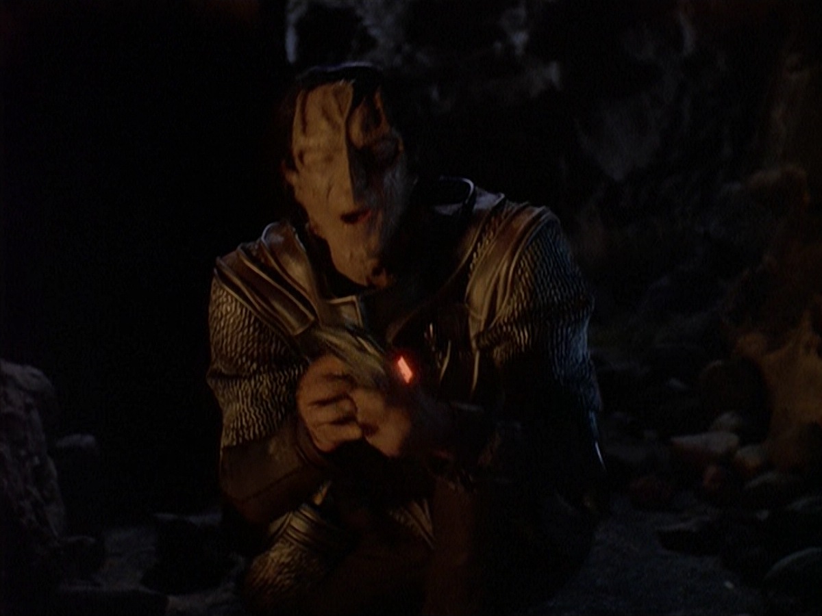 extant_StarTrek_DS9_4x05-Indiscretion_2717.jpg