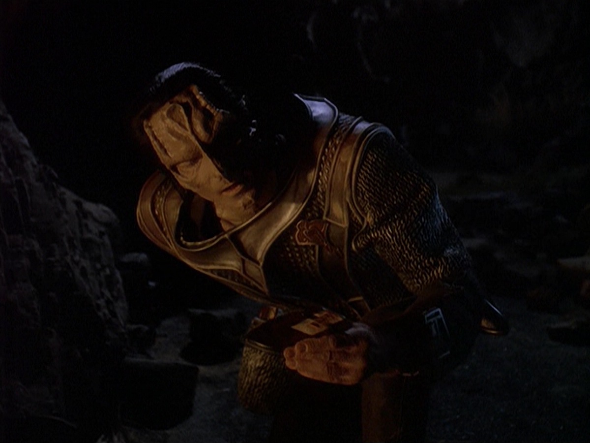 extant_StarTrek_DS9_4x05-Indiscretion_2743.jpg