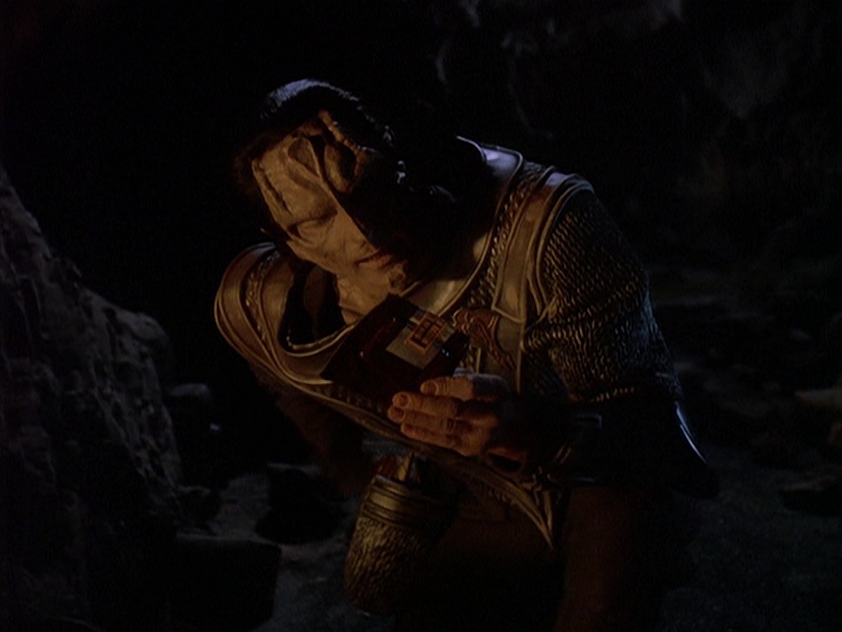 extant_StarTrek_DS9_4x05-Indiscretion_2747.jpg