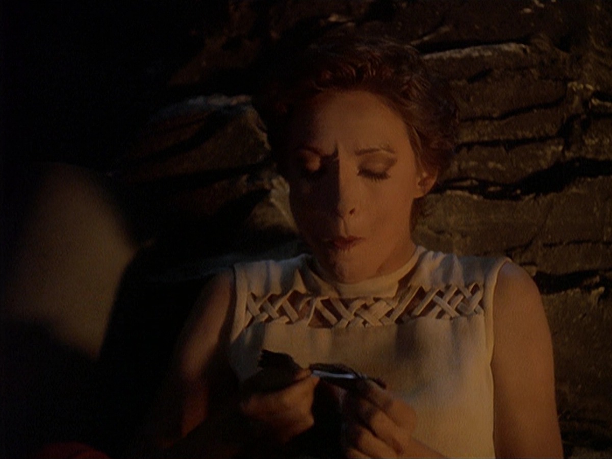 extant_StarTrek_DS9_4x05-Indiscretion_2761.jpg