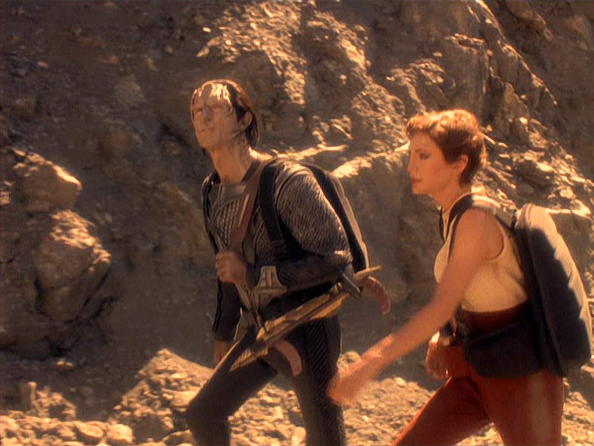 extant_StarTrek_DS9_4x05-Indiscretion_2944.jpg