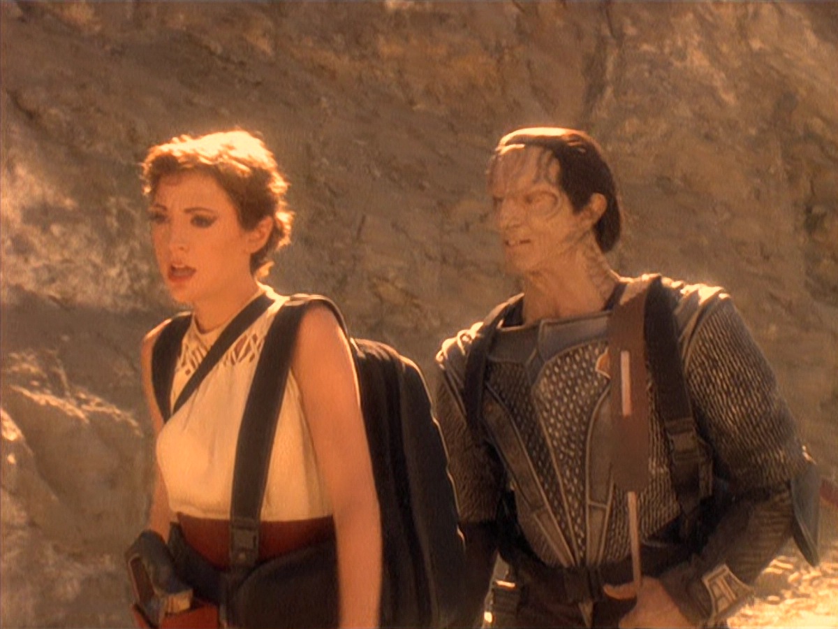 extant_StarTrek_DS9_4x05-Indiscretion_3058.jpg
