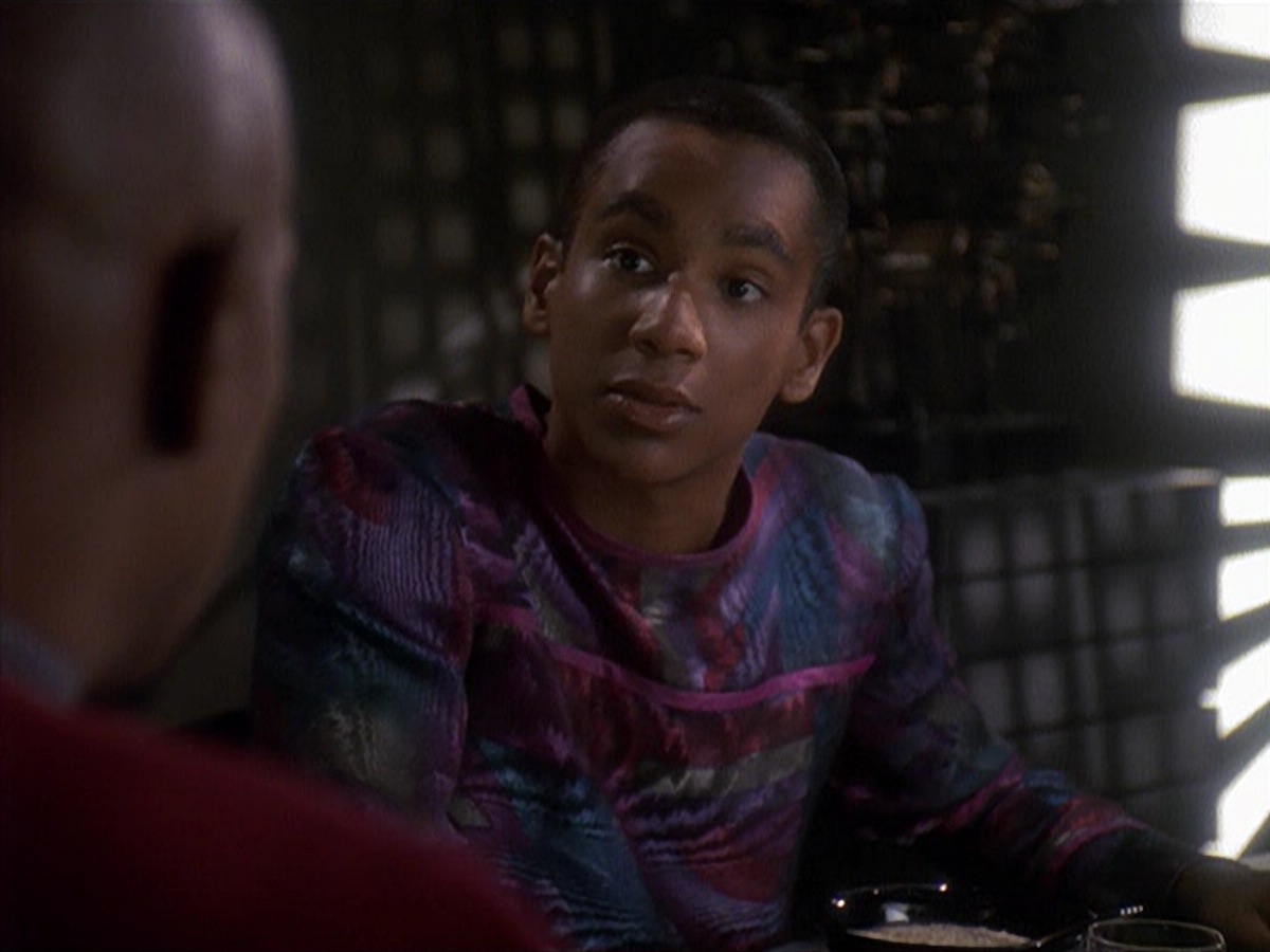 extant_StarTrek_DS9_4x05-Indiscretion_3235.jpg