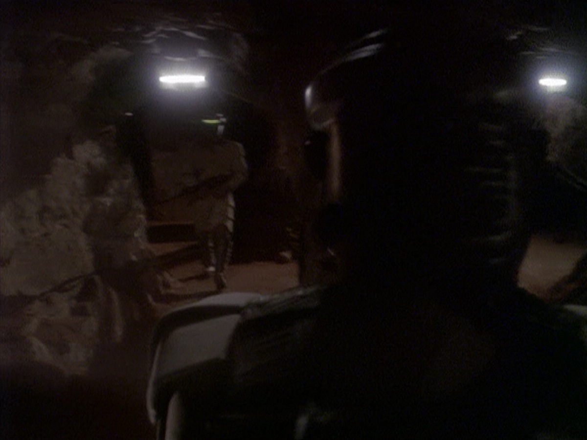 extant_StarTrek_DS9_4x05-Indiscretion_3519.jpg