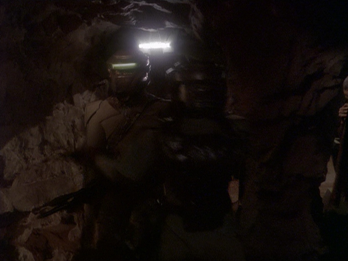 extant_StarTrek_DS9_4x05-Indiscretion_3523.jpg