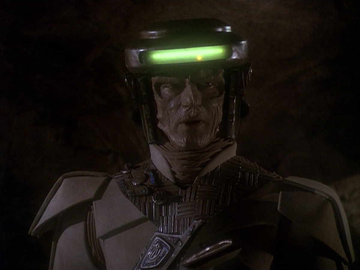 extant_StarTrek_DS9_4x05-Indiscretion_3569.jpg