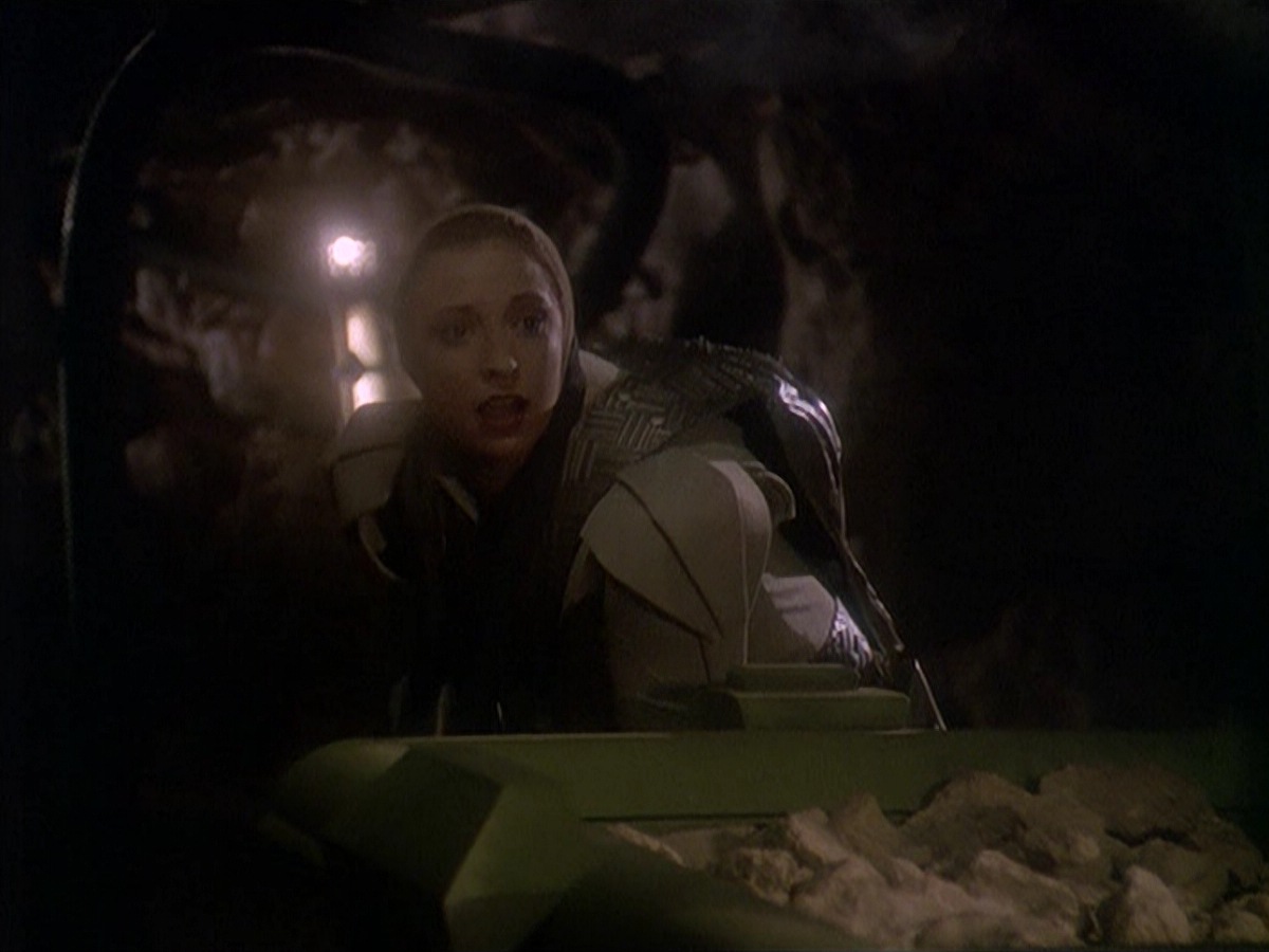 extant_StarTrek_DS9_4x05-Indiscretion_3616.jpg