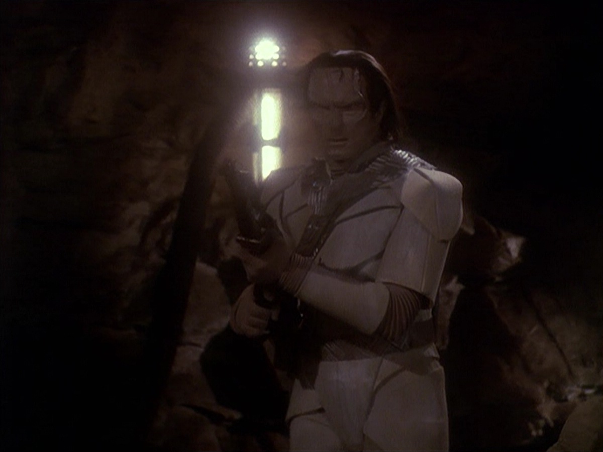 extant_StarTrek_DS9_4x05-Indiscretion_3688.jpg