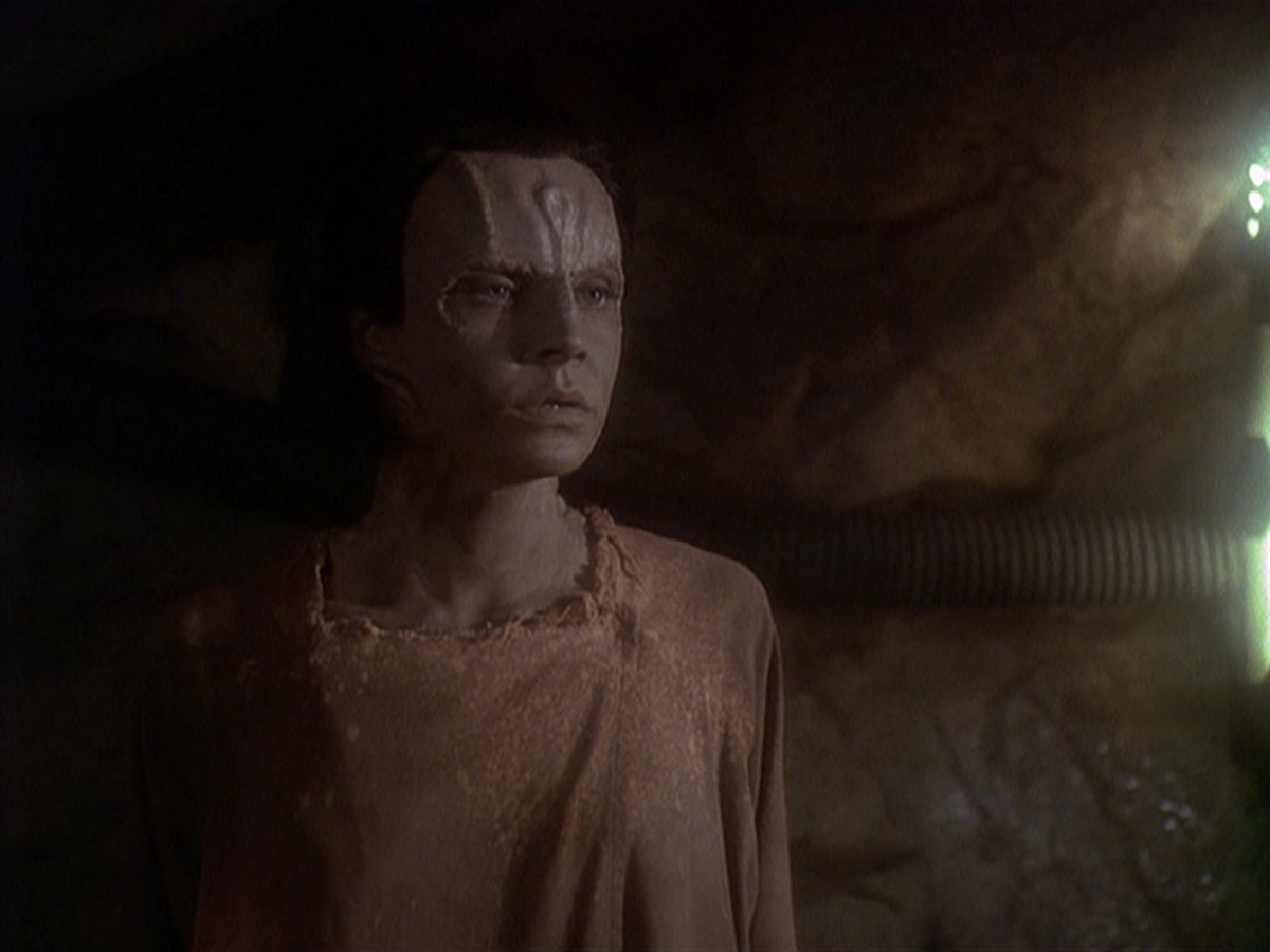 extant_StarTrek_DS9_4x05-Indiscretion_3716.jpg