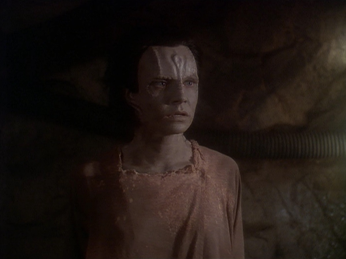 extant_StarTrek_DS9_4x05-Indiscretion_3755.jpg