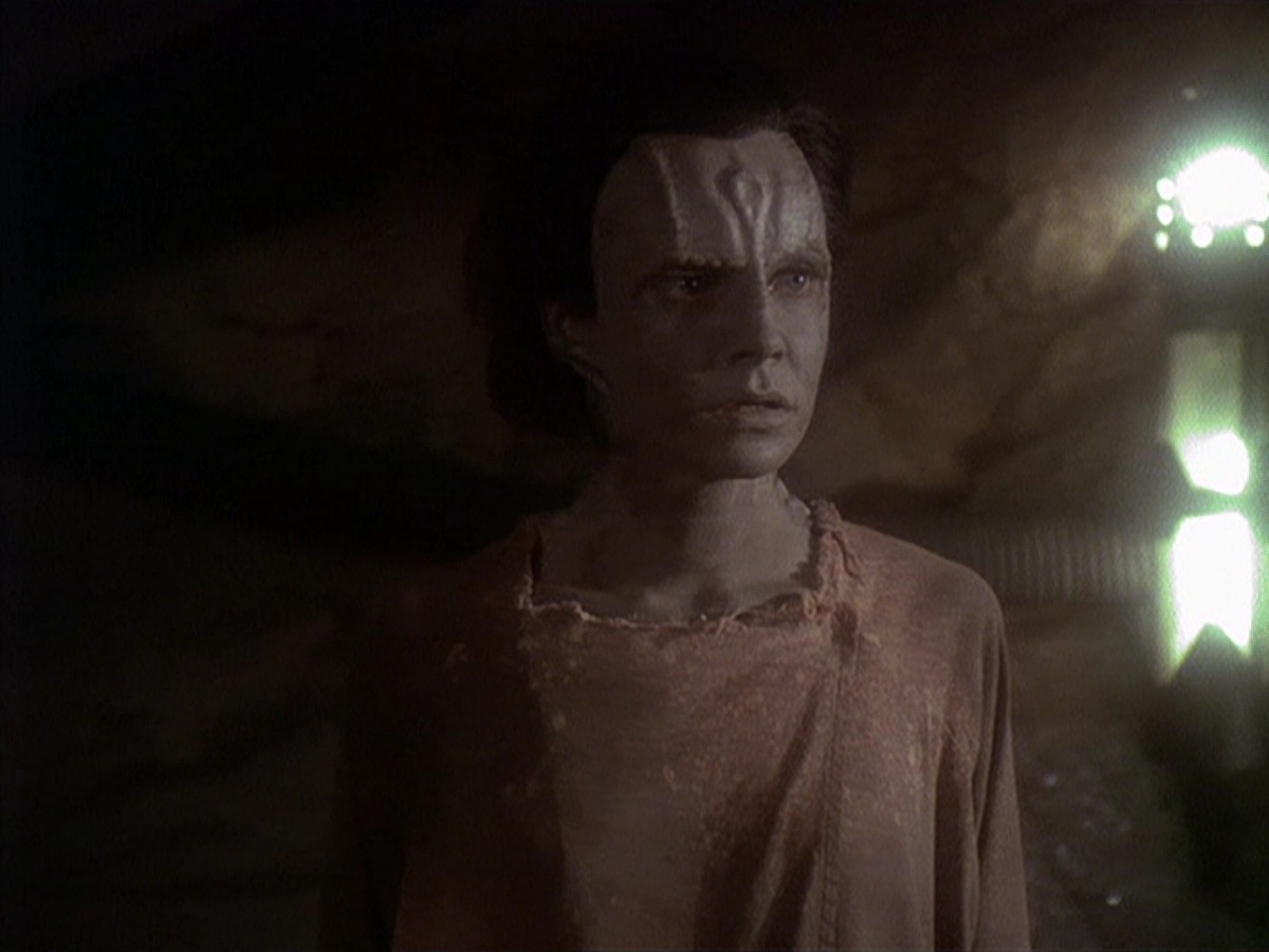 extant_StarTrek_DS9_4x05-Indiscretion_3757.jpg