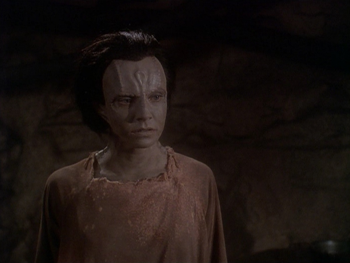extant_StarTrek_DS9_4x05-Indiscretion_3777.jpg