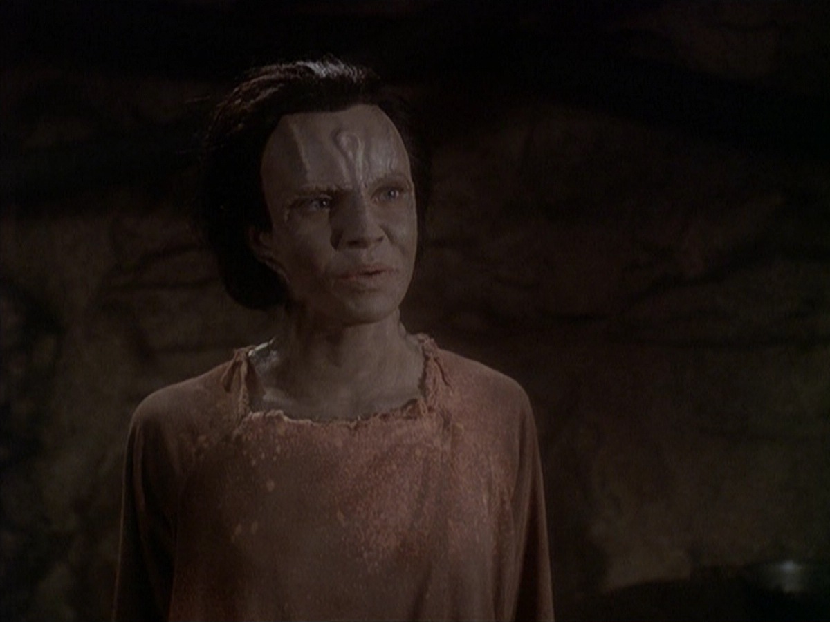 extant_StarTrek_DS9_4x05-Indiscretion_3802.jpg
