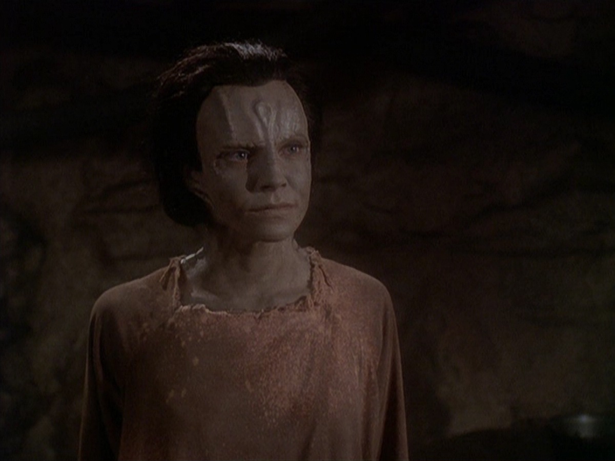 extant_StarTrek_DS9_4x05-Indiscretion_3809.jpg