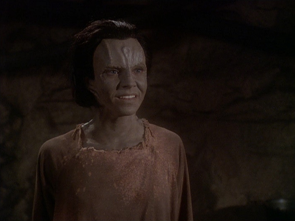 extant_StarTrek_DS9_4x05-Indiscretion_3811.jpg