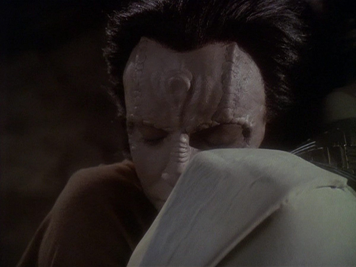 extant_StarTrek_DS9_4x05-Indiscretion_3858.jpg