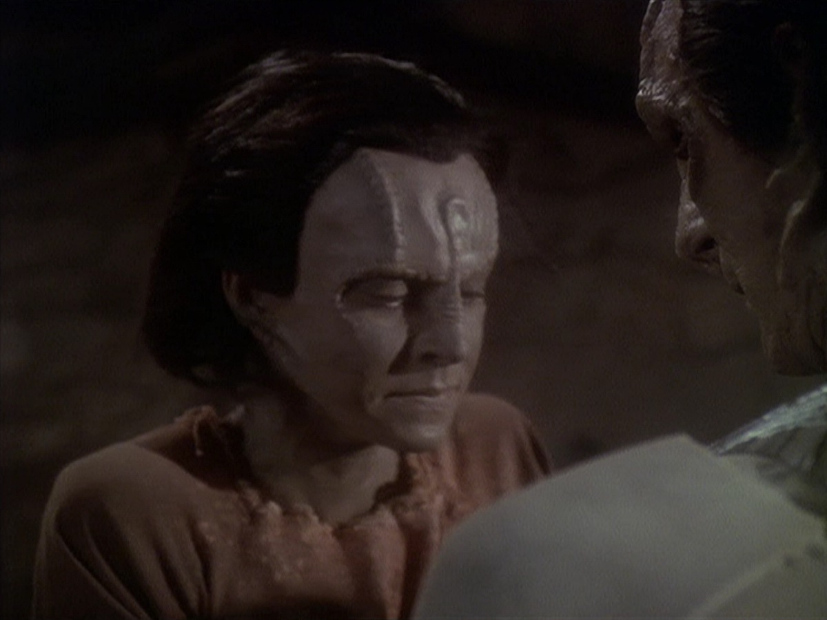extant_StarTrek_DS9_4x05-Indiscretion_3867.jpg