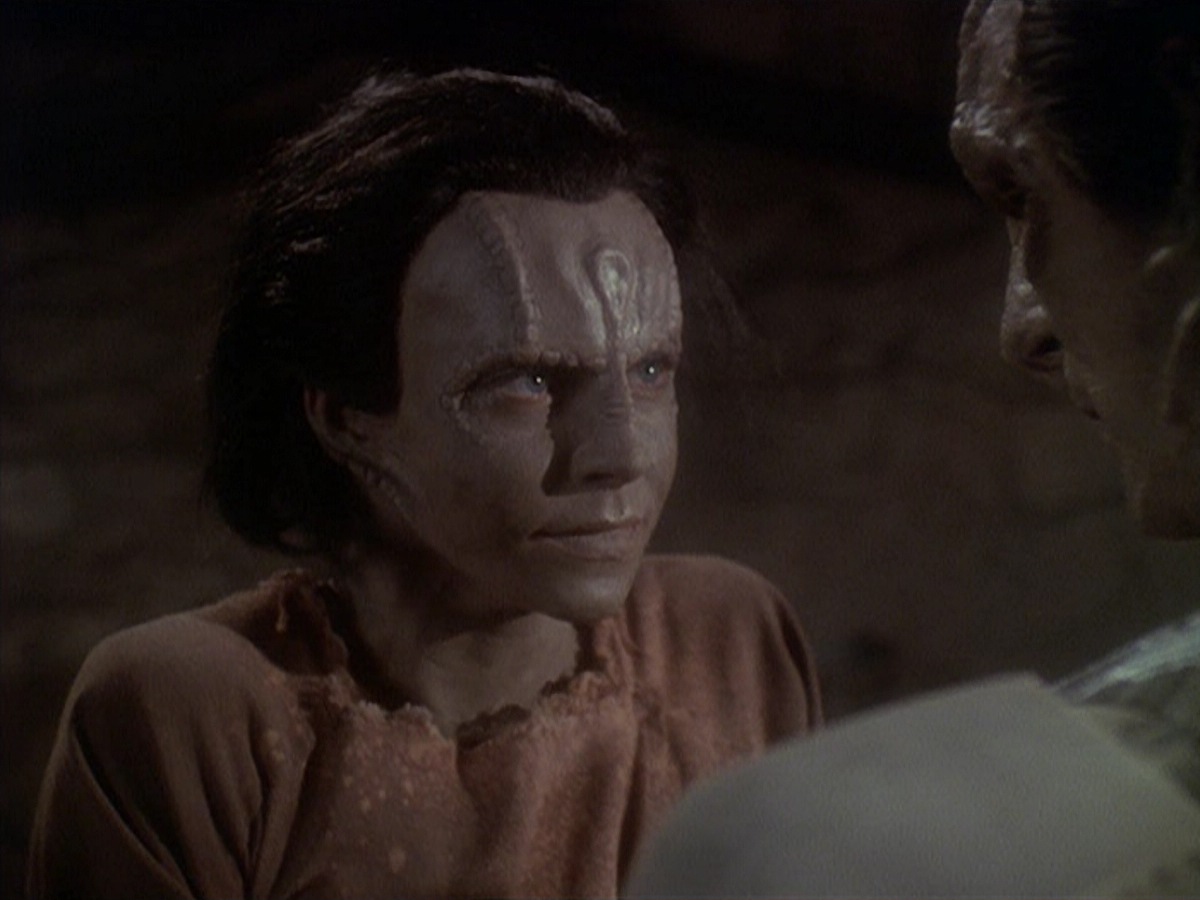 extant_StarTrek_DS9_4x05-Indiscretion_3872.jpg