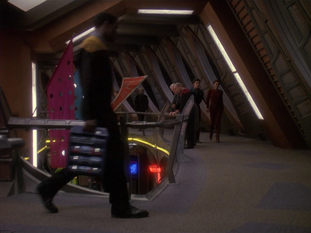 extant_StarTrek_DS9_4x05-Indiscretion_4165.jpg